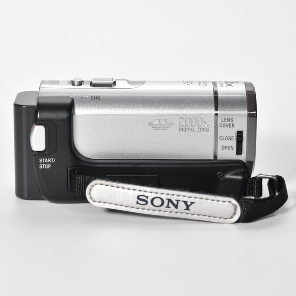 Sony DCR-SX63 16GB Handycam Camcorder 60x Optical Zoom 32GB SD Card MINT - Picture 3 of 15